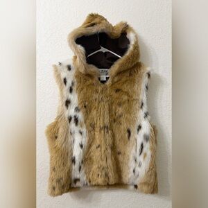 Back in the Saddle Snow Country Faux Lynx Fur Hooded Zip Vest - L